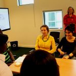 дискусія за столом