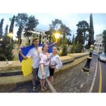 Ми з прапором