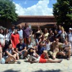 всі учасники проекту у своєму дворику